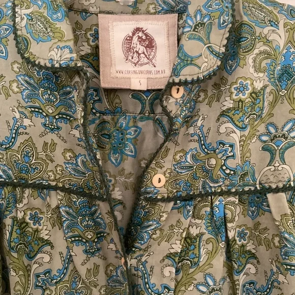Chasing Unicorns Silk Blouse Green Small - Picture 2 of 4